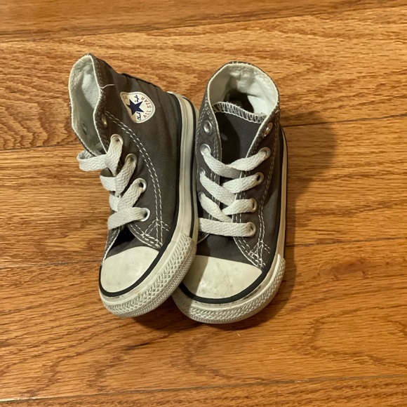 Converse sneakers - Picture 2 of 2